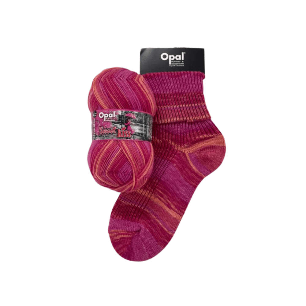 Opal Sweet Kiss 4ply Sock Yarn - 11266 Palpitation