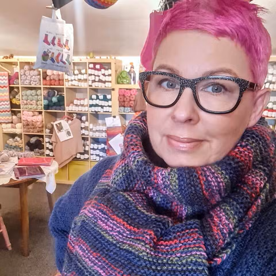 Rachel at Sitting Knitting Store
