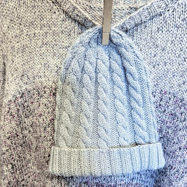 Sitting Knitting Patterns - Deep Rib Cable Hat