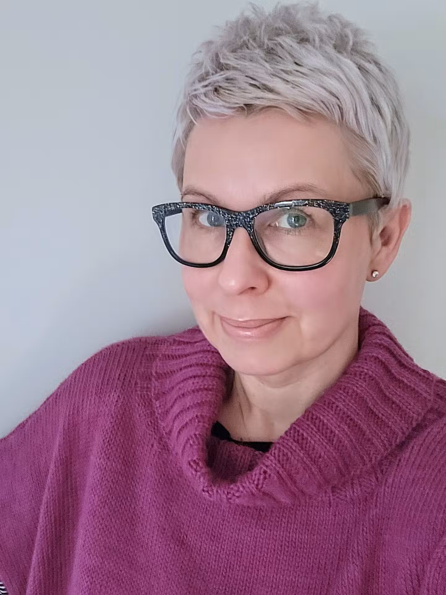 Purple jumper me